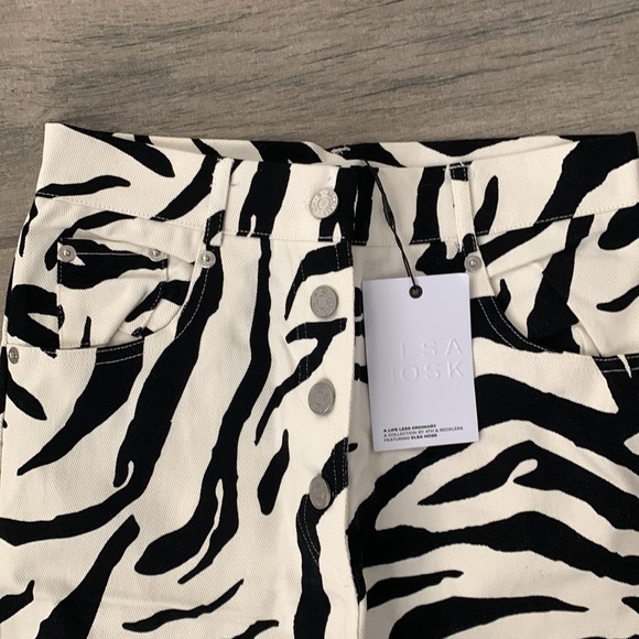 4th reckless Elsa hosk romee trouser in zebra - Picture 4 of 9